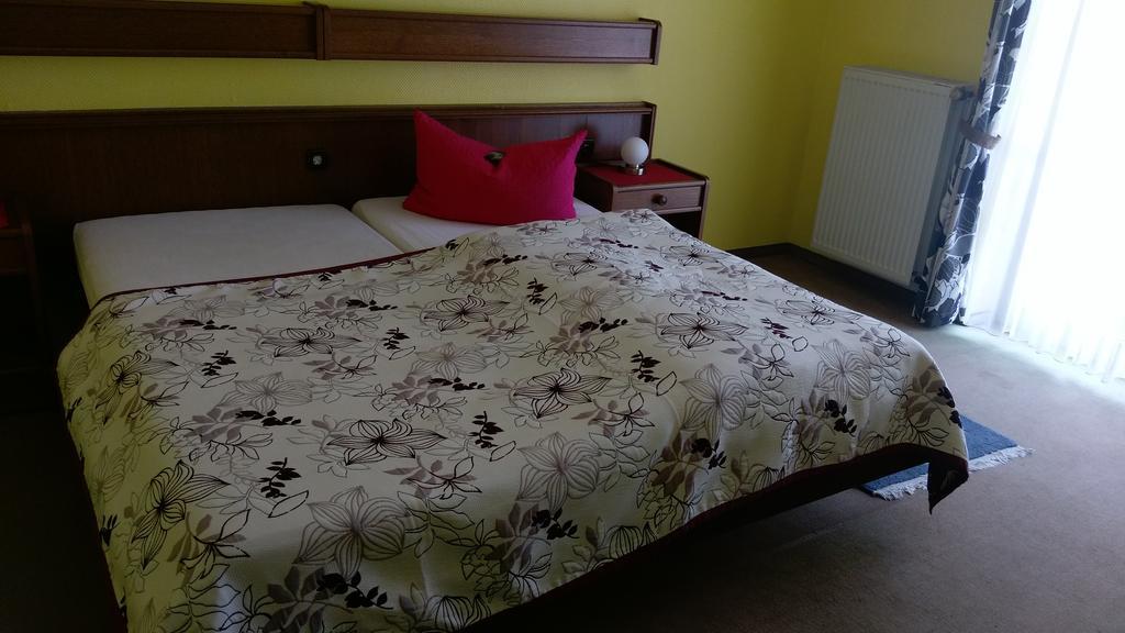 Gastehaus Allergrund Hotel Wienhausen Екстериор снимка